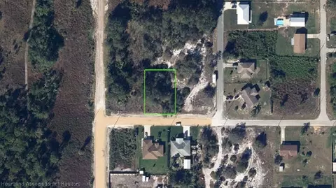 102 Farrell Dr NE, Lake Placid, FL 33852