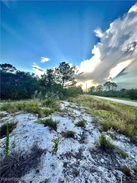 1016 Catfish Creek Rd, Lake Placid, FL 33852