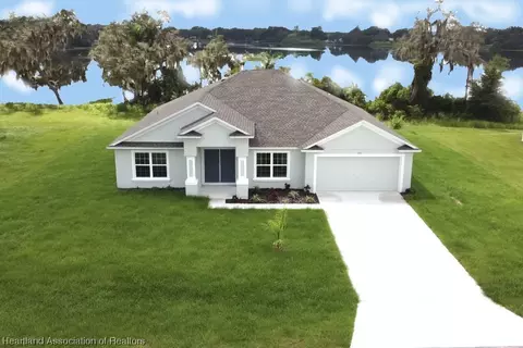 1213 Ridge Dr, Avon Park, FL 33825