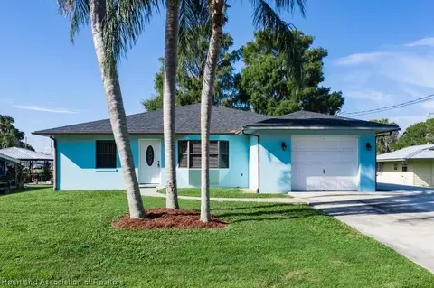 1619 Lakeshore Dr, Lorida, FL 33857