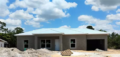 230 E Canal Way NE, Lake Placid, FL 33852