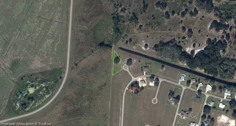 7125 Parkwood St, Sebring, FL 33876