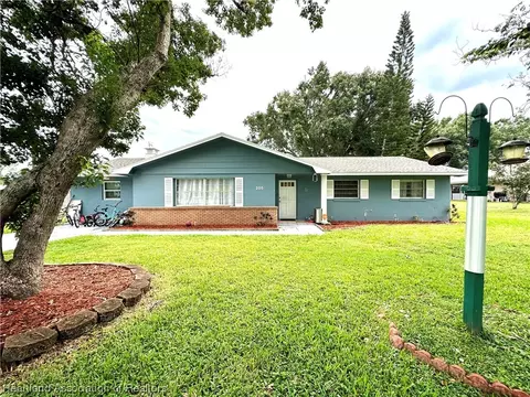 205 Highland Rd, Sebring, FL 33870