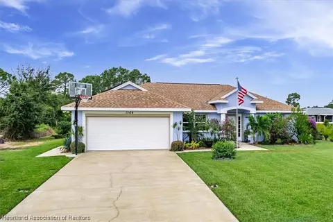 1564 Sycamore Ave, Lake Placid, FL 33852