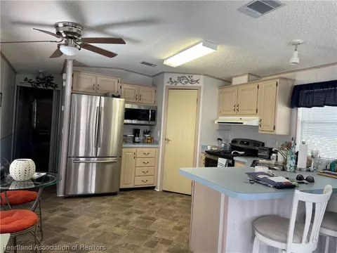 1927 Robin Ct, Sebring, FL 33870 photo 5