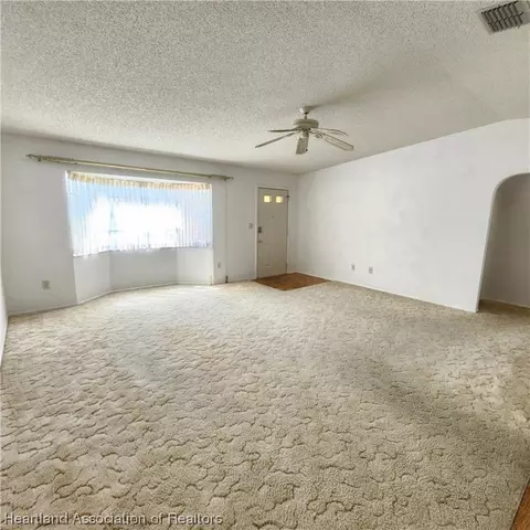 3700 Thunderbird Hill Cir, Sebring, FL 33872 photo 3