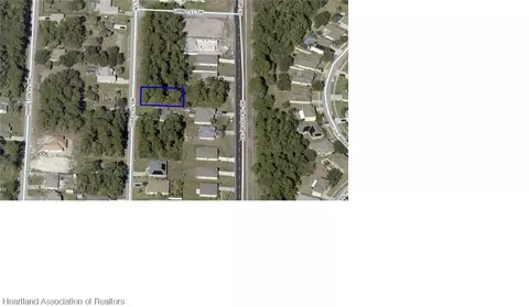 1587 NW Gould Ave, Palm Bay, FL 32808