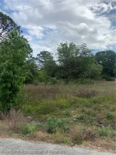 3109 Elaine Dr, Lorida, FL 33857