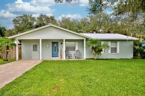 3704 King Dr, Sebring, FL 33870
