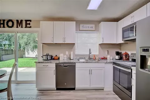 3704 King Dr, Sebring, FL 33870 photo 10