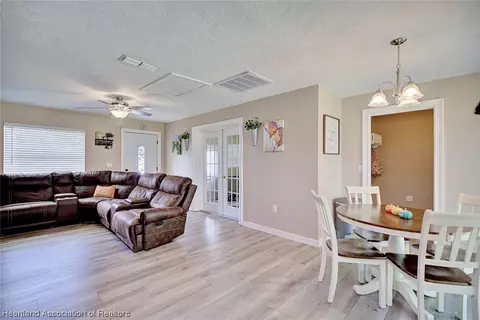3704 King Dr, Sebring, FL 33870 photo 12