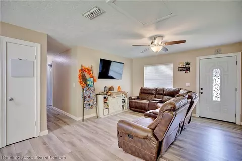 3704 King Dr, Sebring, FL 33870 photo 3