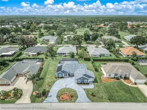 2830 Monza Dr, Sebring, FL 33872 photo 6