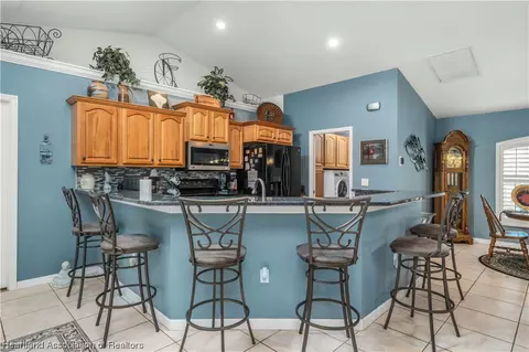 2830 Monza Dr, Sebring, FL 33872 photo 3