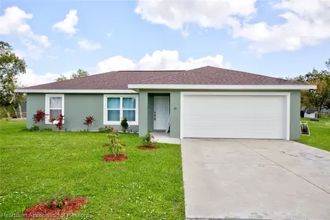 45 Recreation Dr, Venus, FL 33960