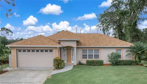 935 Dozier Ave, Sebring, FL 33875