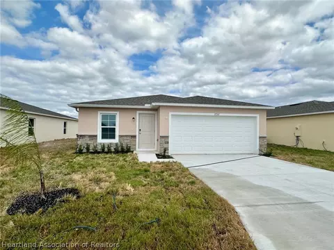 1732 High Ridge Dr, Sebring, FL 33870