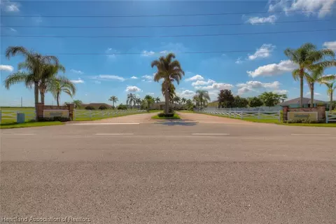 1384 Stone Ridge Cir, Sebring, FL 33870 photo 36
