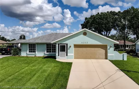 4212 Loquat Rd, Sebring, FL 33875