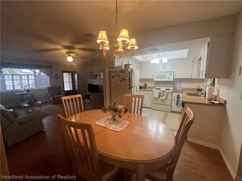 3912 Thunderbird Hill Cir, Sebring, FL 33872 photo 8