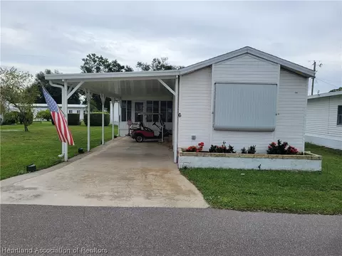 6 Fishermans Cv, Lake Placid, FL 33852