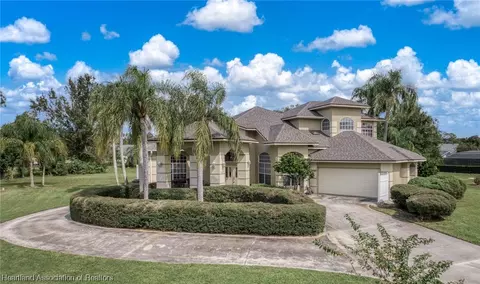 4607 Duffer Loop, Sebring, FL 33872