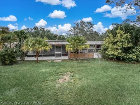 15 Palm Haven Dr, Lake Placid, FL 33852