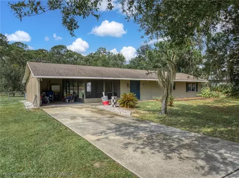5709 Golden Rd, Sebring, FL 33875