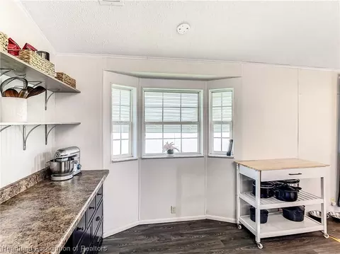 395 Pine Loop 1, Frostproof, FL 33843 photo 11