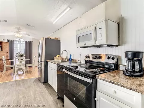395 Pine Loop 1, Frostproof, FL 33843 photo 24