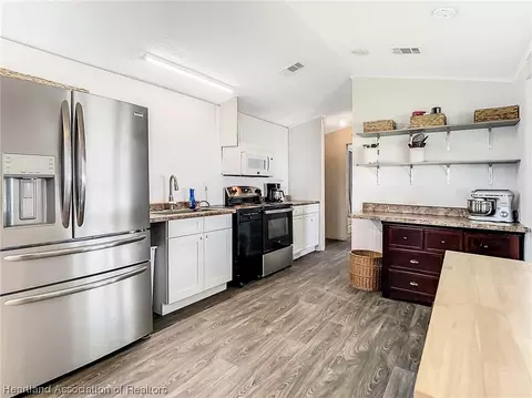 395 Pine Loop 1, Frostproof, FL 33843 photo 22