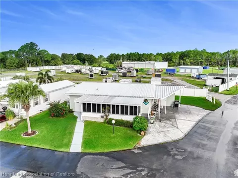 395 Pine Loop 1, Frostproof, FL 33843 photo 37
