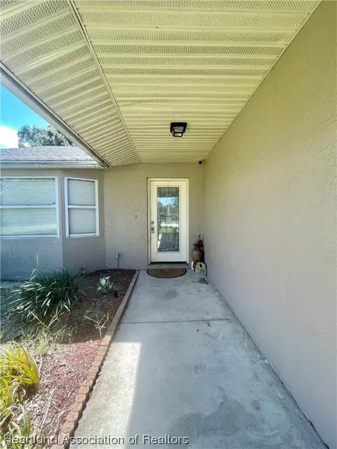 4701 Golfview Rd, Sebring, FL 33875 photo 4