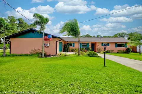 905 Lake Sebring Blvd, Sebring, FL 33870