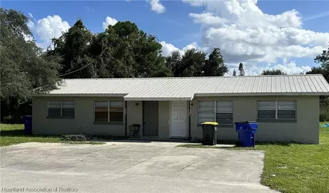 2913 Herring Ave, Sebring, FL 33870