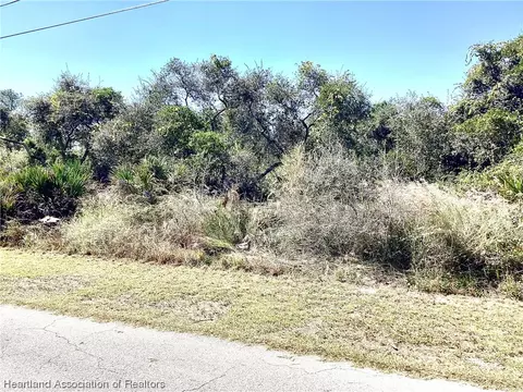 4429 Red Ave, Sebring, FL 33870