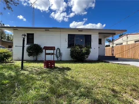 1059 State Road 17 St N, Sebring, FL 33870