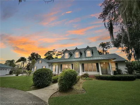 178 Lake Drive Blvd, Sebring, FL 33875