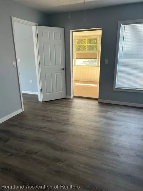 306 Jay Ave, Sebring, FL 33870 photo 8