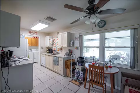 2516 Gresham St, Sebring, FL 33875 photo 10
