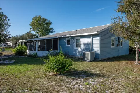 2522 Gresham St, Sebring, FL 33875 photo 2