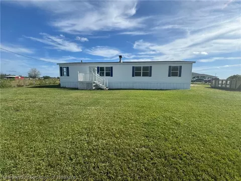 9250 Muscadine Dr, Sebring, FL 33875