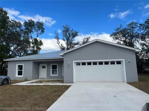2746 N Seneca Dr E, Avon Park, FL 33825