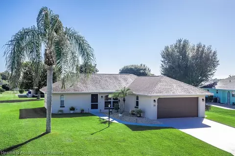 11 Quail Roost Rd, Lake Placid, FL 33852