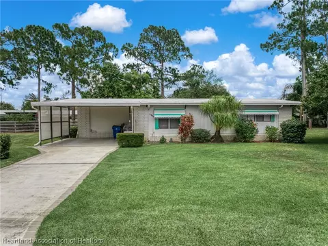 3503 Blueberry Ln, Sebring, FL 33872