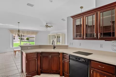 3625 Wynstone Dr, Sebring, FL 33875 photo 3