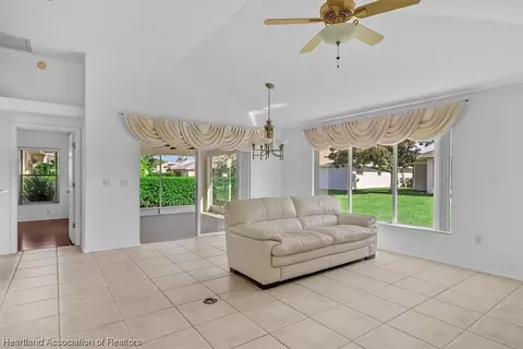 3625 Wynstone Dr, Sebring, FL 33875 photo 6