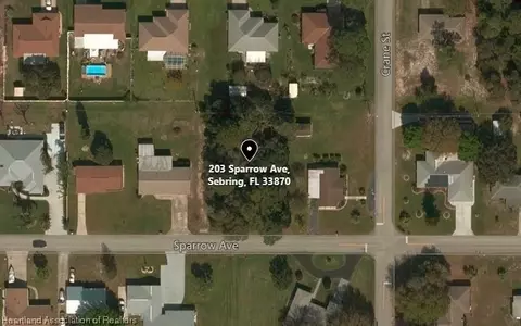 203 Sparrow Ave, Sebring, FL 33870 photo 2