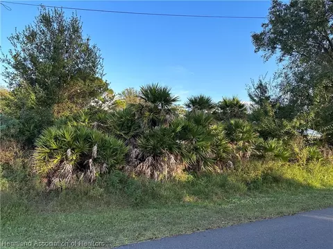 3908 Garienda Ave, Sebring, FL 33872