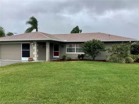 117 Lincoln Rd NW, Lake Placid, FL 33852